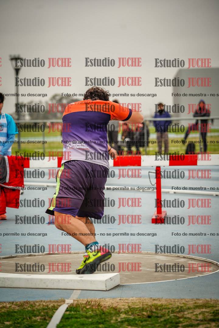 Fotos del lanzamiento de bala de varones