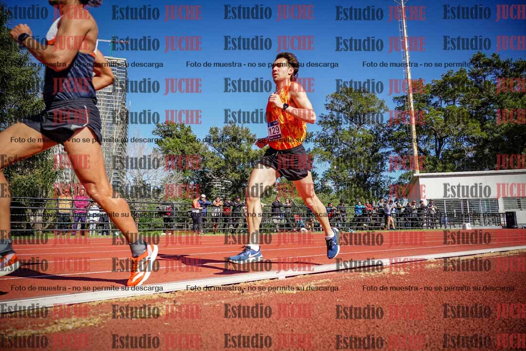 Fotos de los 10.000 m de varones - serie 1