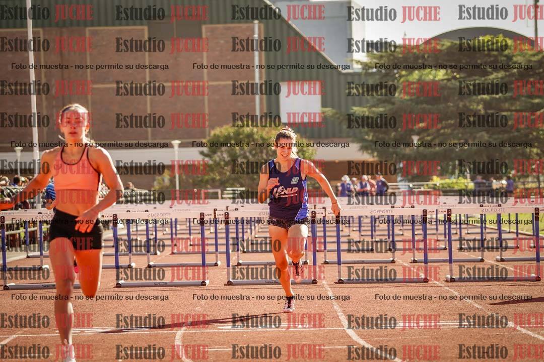 Fotos de los 100 m con vallas de mujeres