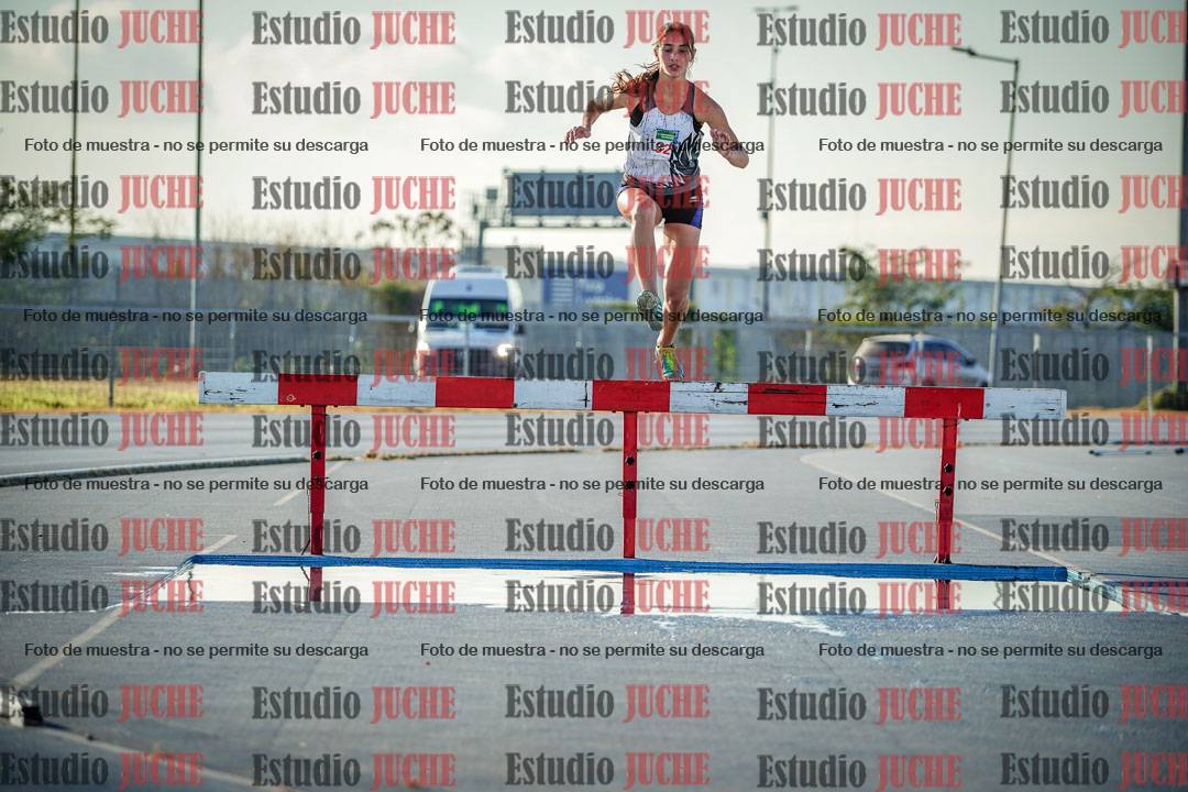 Fotos de los 2000 m con obstáculos de mujeres
