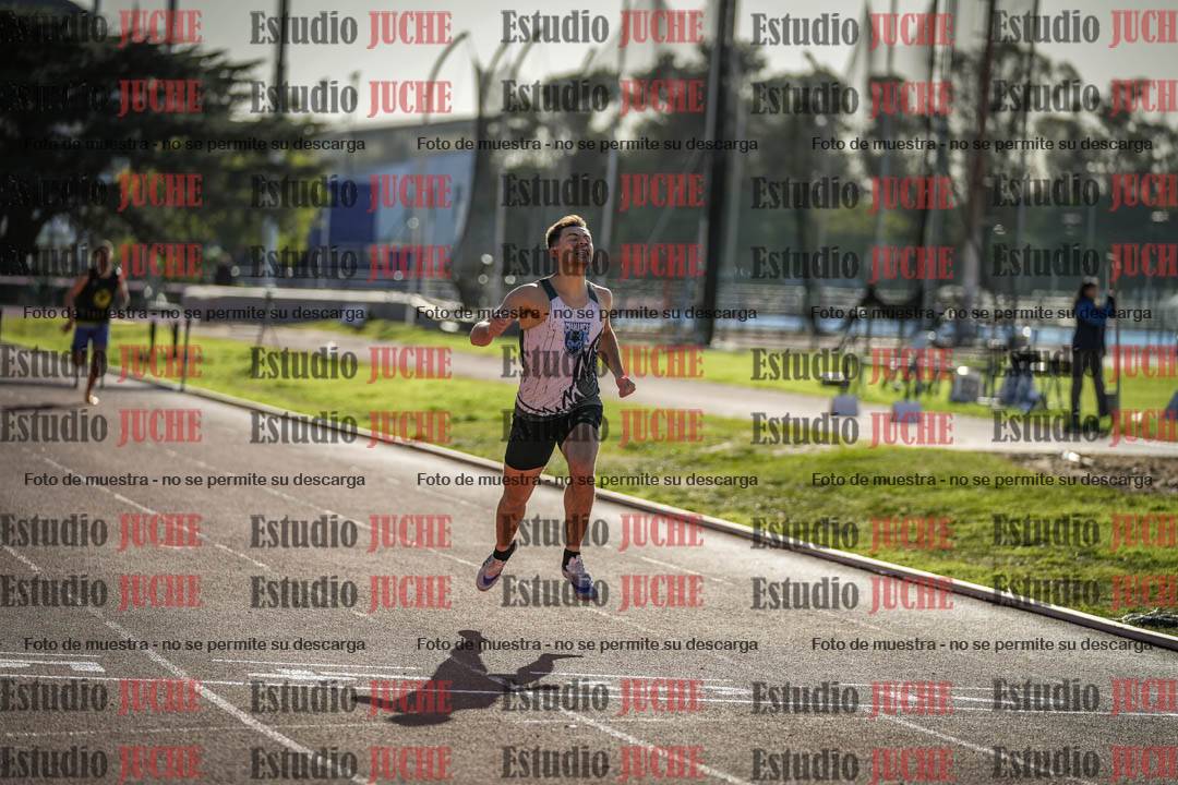 Fotos de los 400 m con vallas de varones