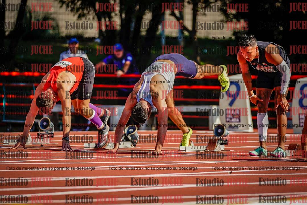 Fotos de los 100 m llanos de varones - deca 1