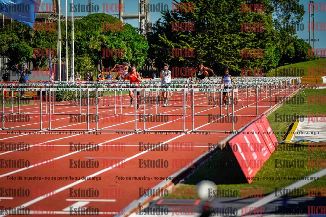 Fotos de los 100 m con vallas de varones - deca 6