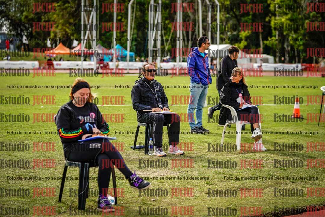 Fotos de algunos extras y podios del día 3