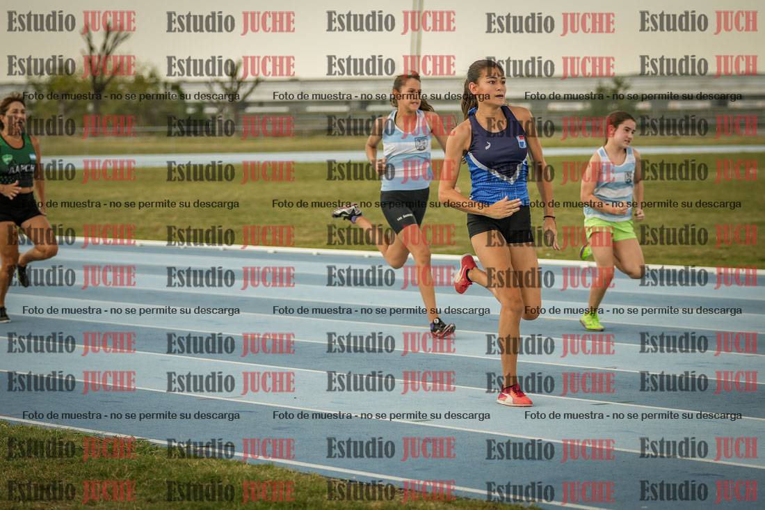 Fotos de los 80 m llanos de mujeres