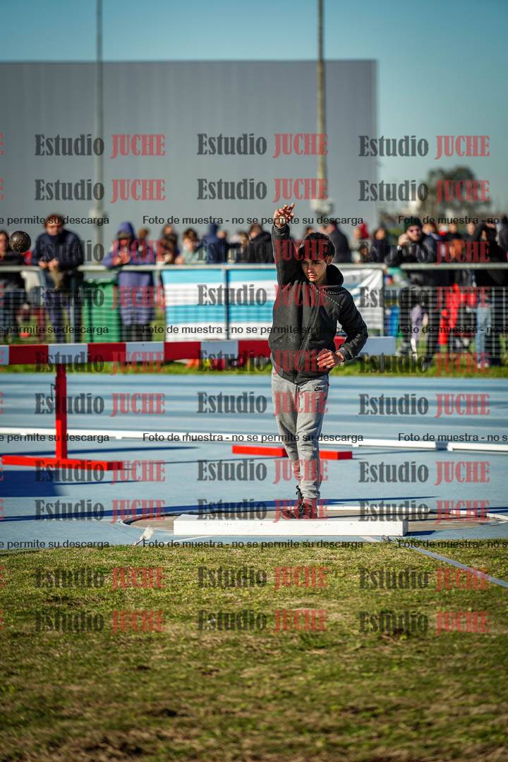 Fotos del lanzamiento de bala de varones todas las categorías (incluye combinadas)