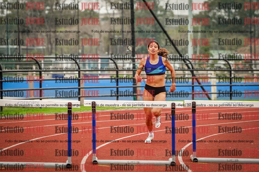 Fotos de los 400 m con vallas de mujeres