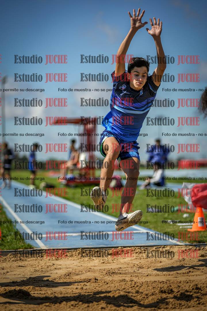 Fotos del salto en largo de varones - U14