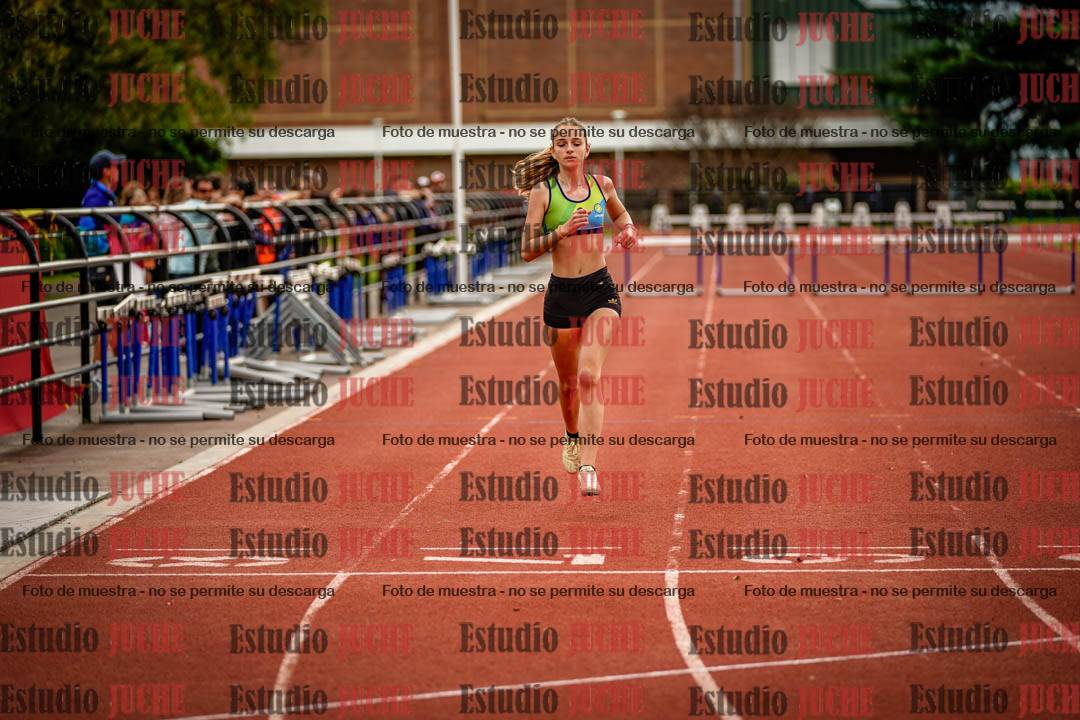 Fotos de los 295 m con vallas de mujeres