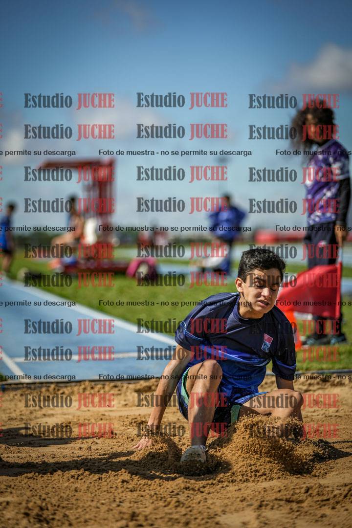 Fotos del salto en largo de varones - U14