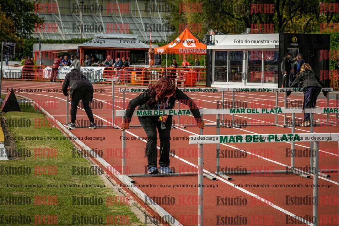 Fotos de algunos extras y podios del día 3
