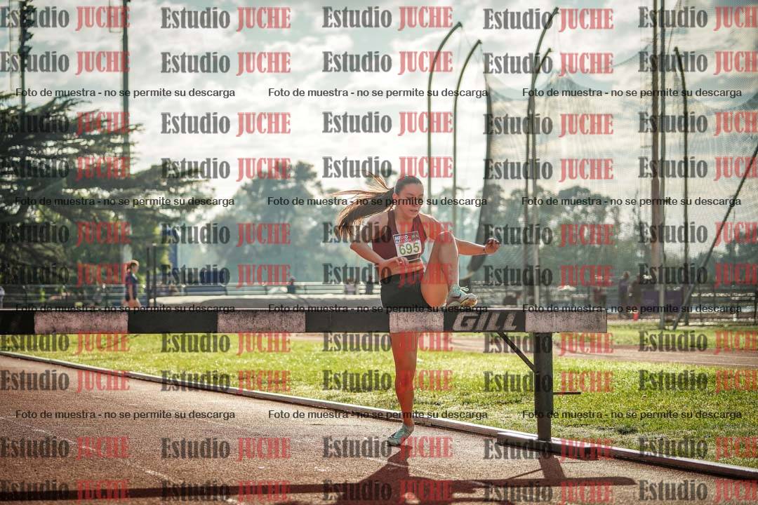 Fotos de los 2000 m con obstáculos de mujeres