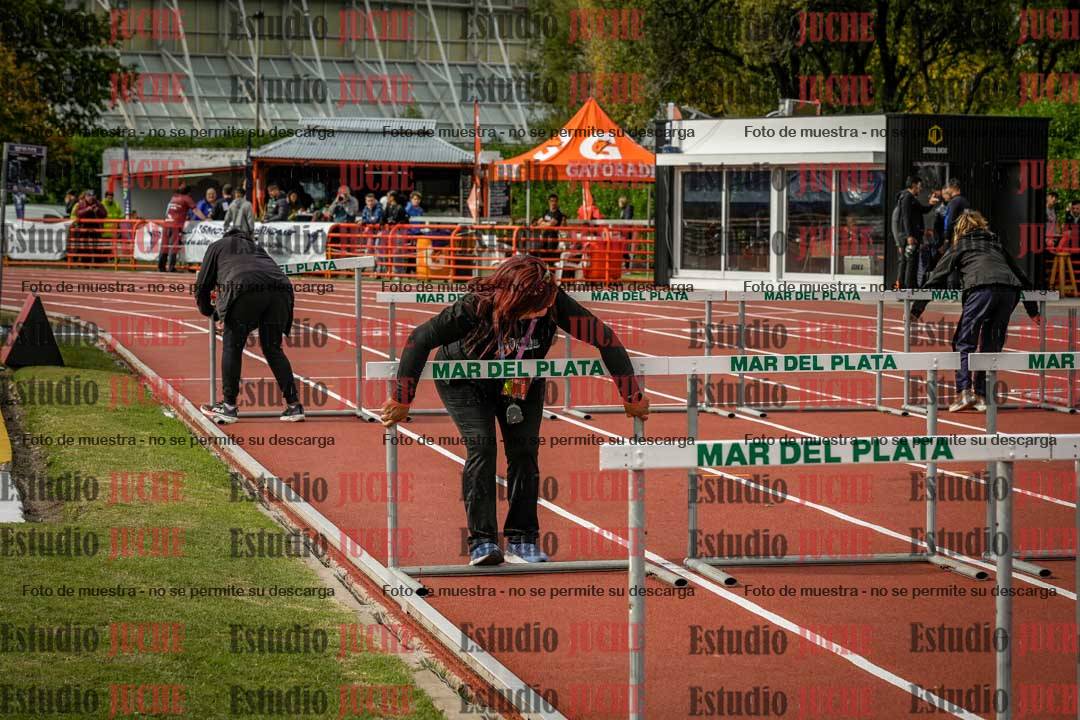 Fotos de algunos extras y podios del día 3