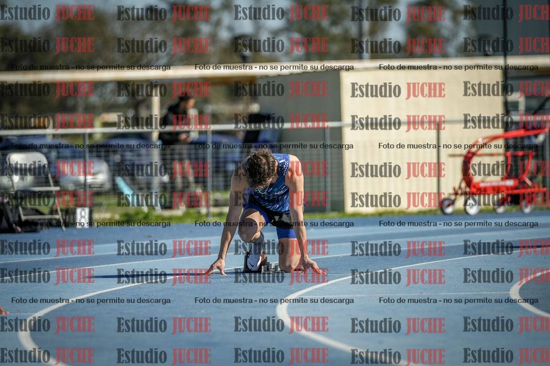 Fotos de los 400 m con vallas de varones
