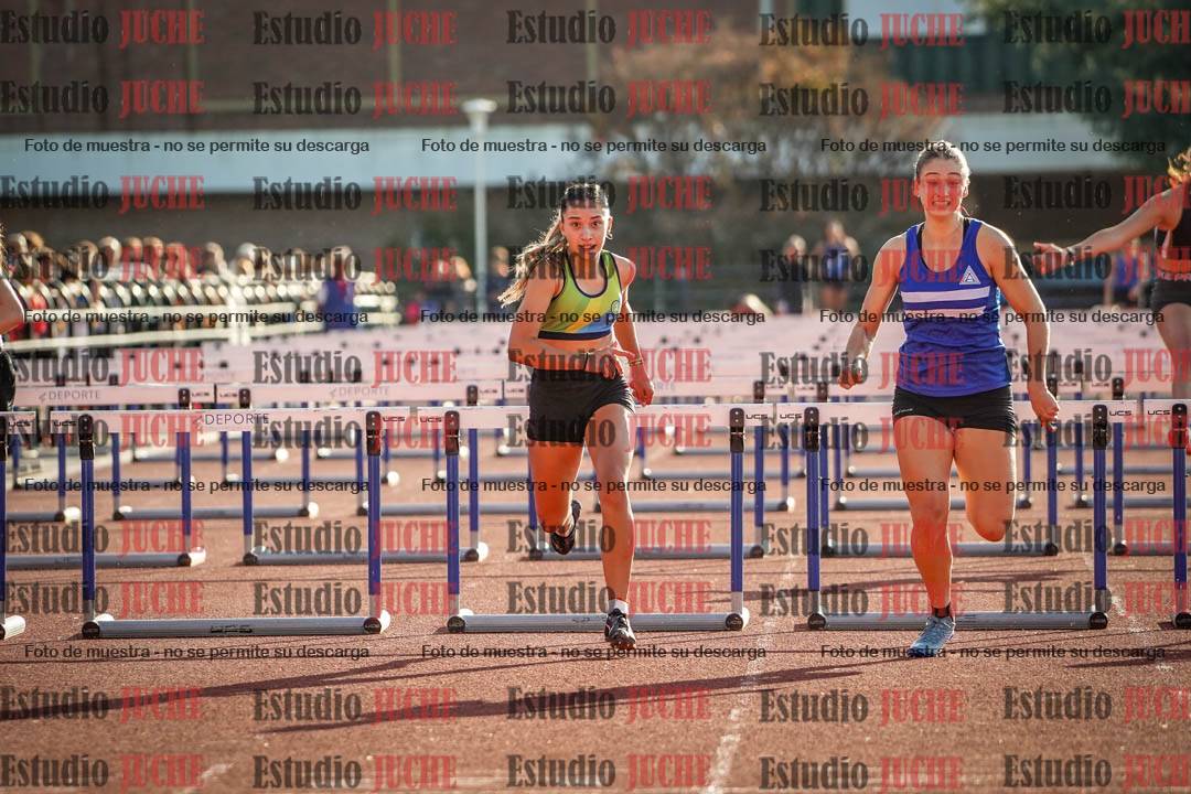 Fotos de los 100 m con vallas de mujeres