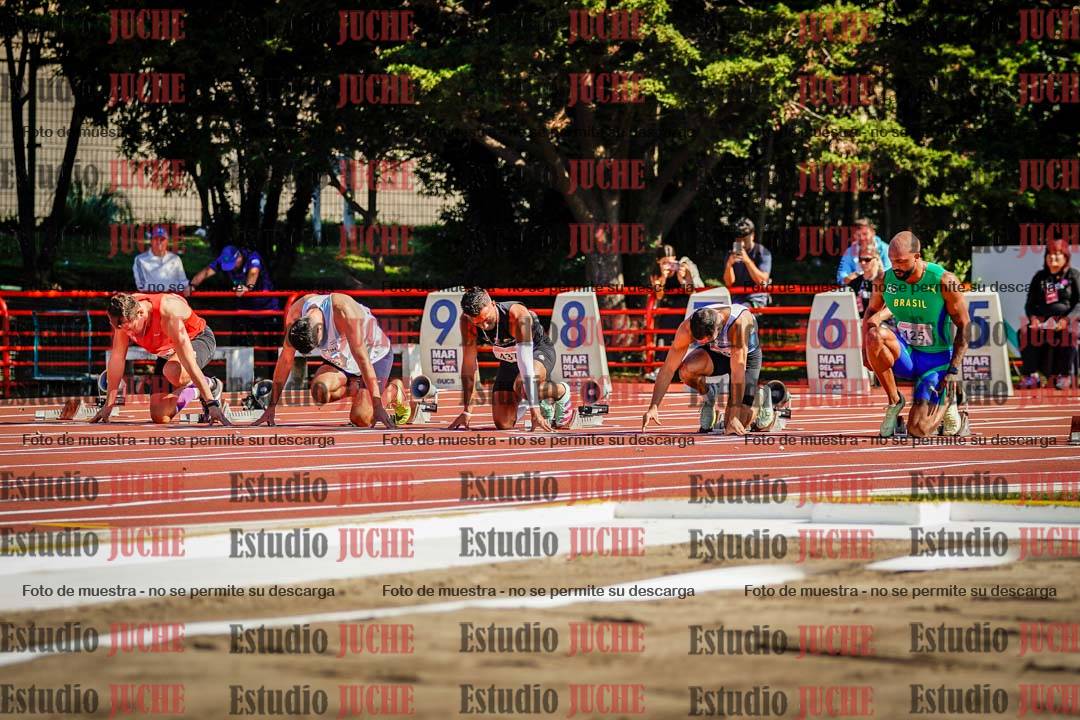 Fotos de los 100 m llanos de varones - deca 1