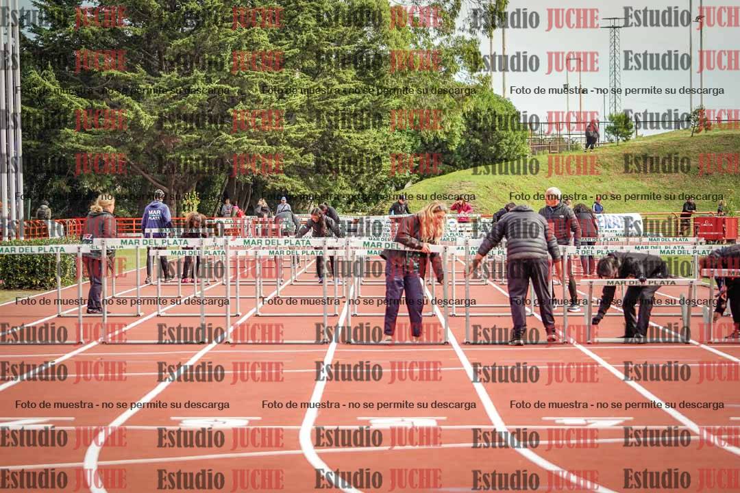 Fotos de algunos extras y podios del día 3