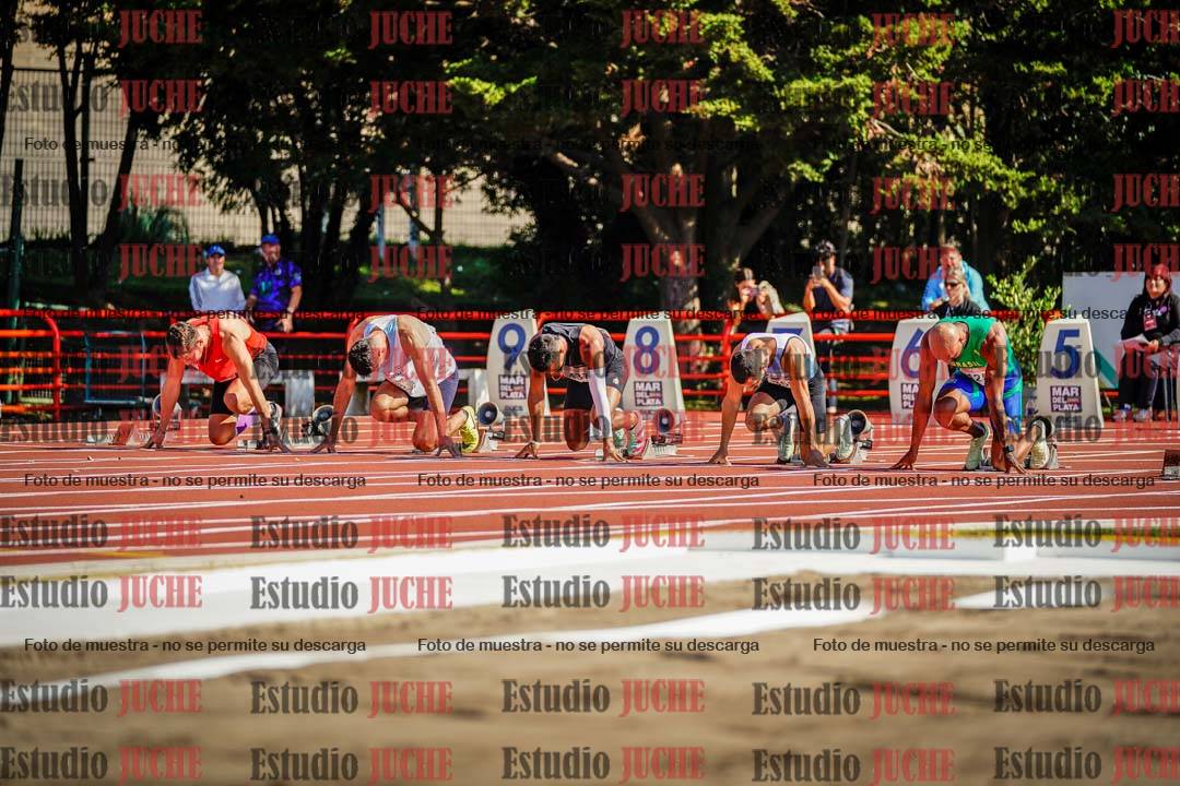 Fotos de los 100 m llanos de varones - deca 1
