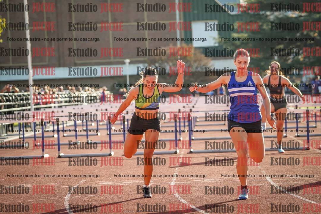 Fotos de los 100 m con vallas de mujeres