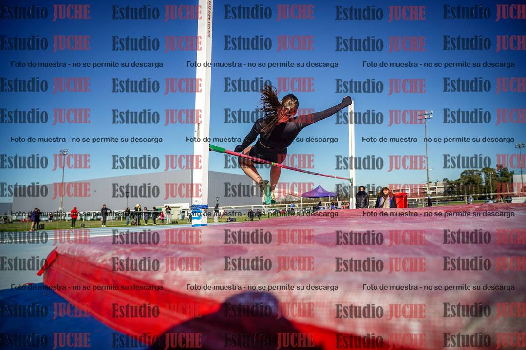 Fotos del salto en alto de mujeres - heptatlón 2