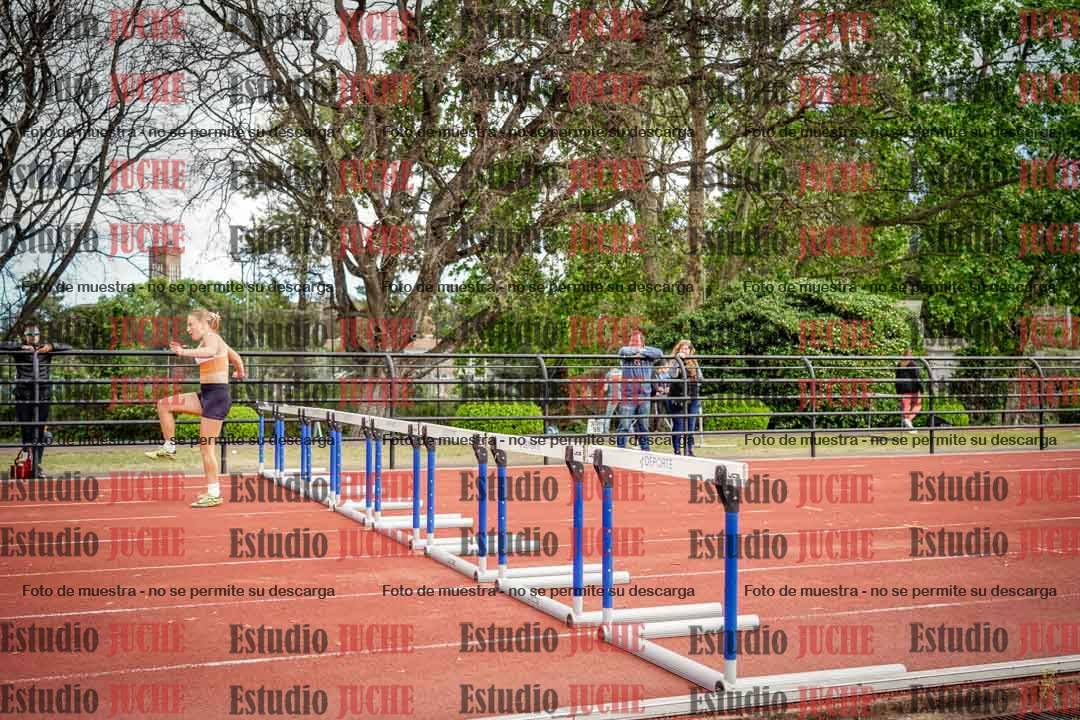 Fotos de los 400 m con vallas de mujeres