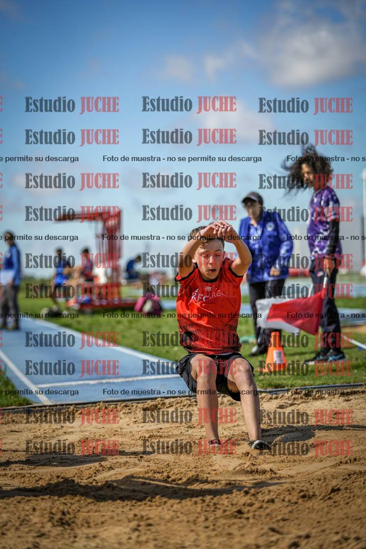 Fotos del salto en largo de varones - U14