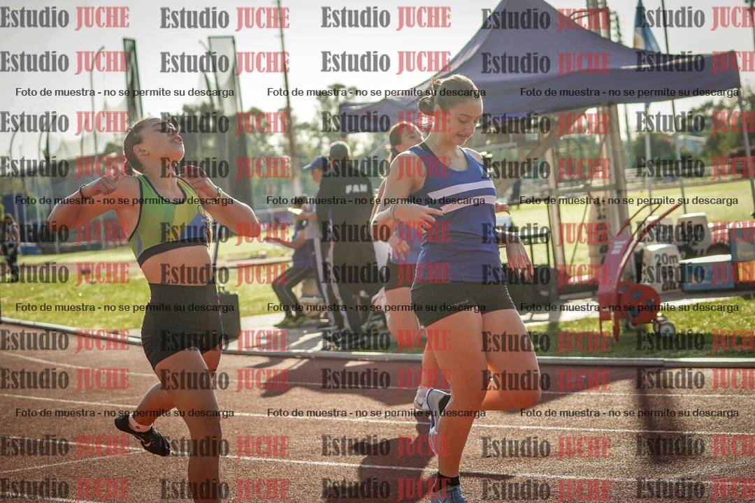Fotos de los 100 m con vallas de mujeres