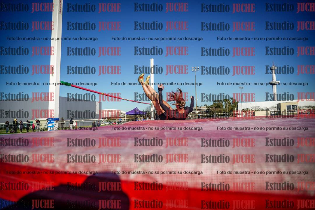 Fotos del salto en alto de mujeres - heptatlón 2