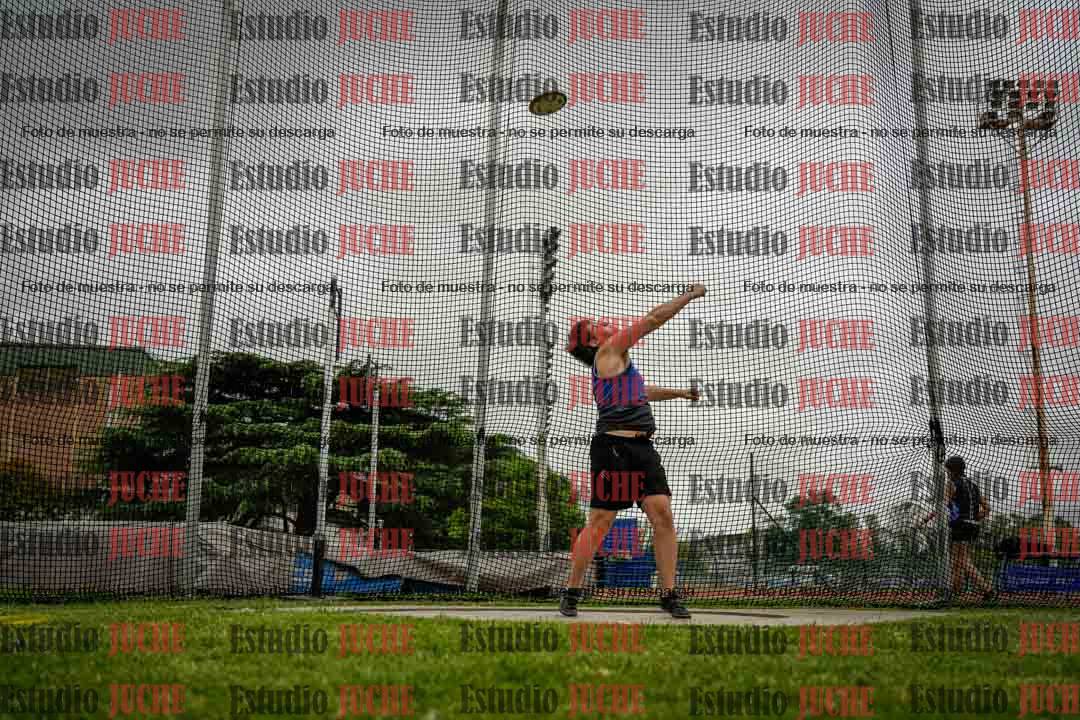 Fotos del lanzamiento de disco de mujeres y varones - U14