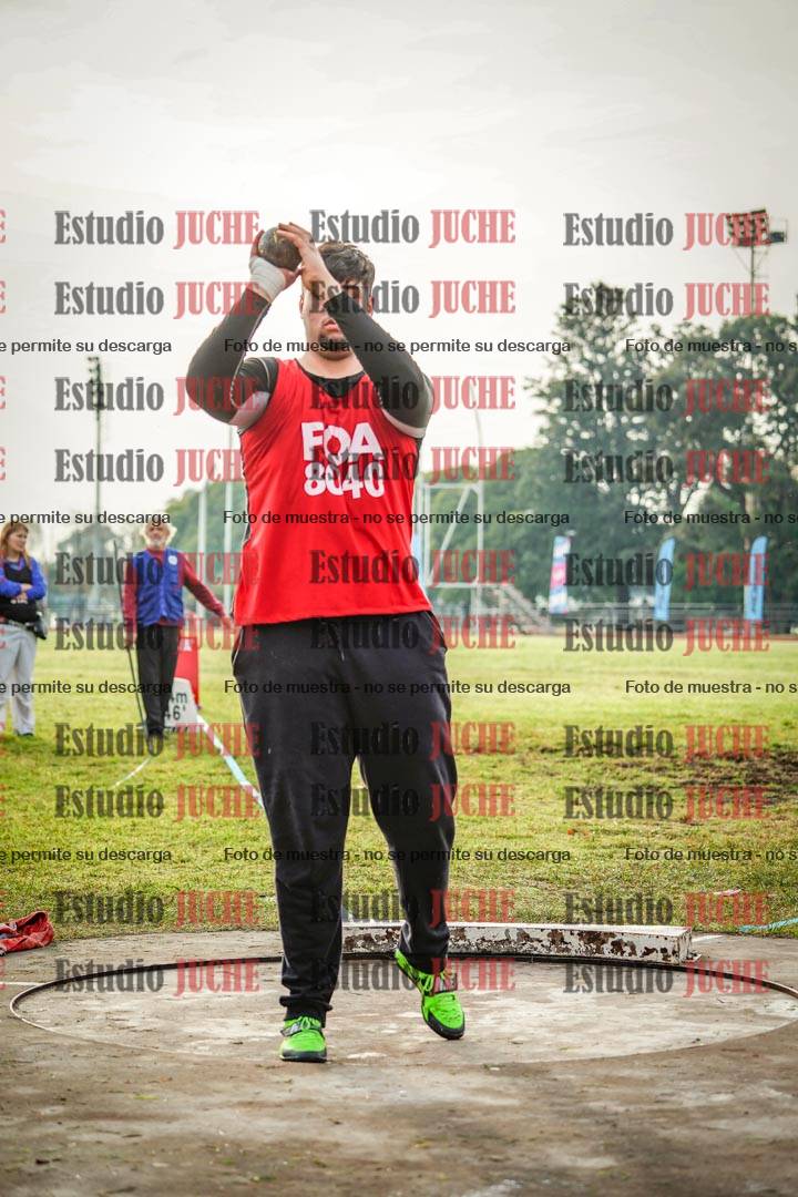 Fotos del lanzamiento de bala de varones