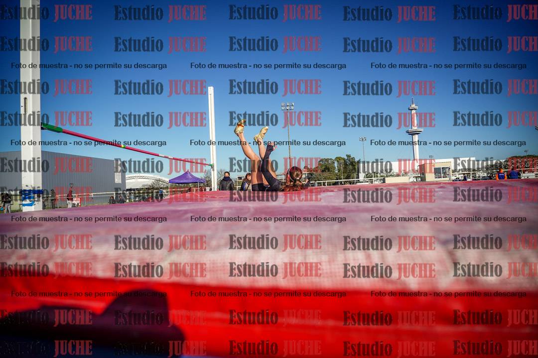 Fotos del salto en alto de mujeres - heptatlón 2