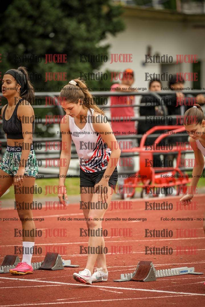 Fotos de los 100 m con vallas de mujeres