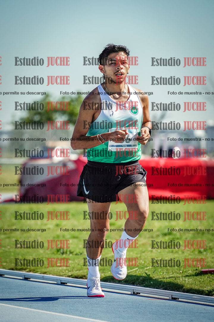 Fotos de los 5000 m de mujeres y varones - serie 1