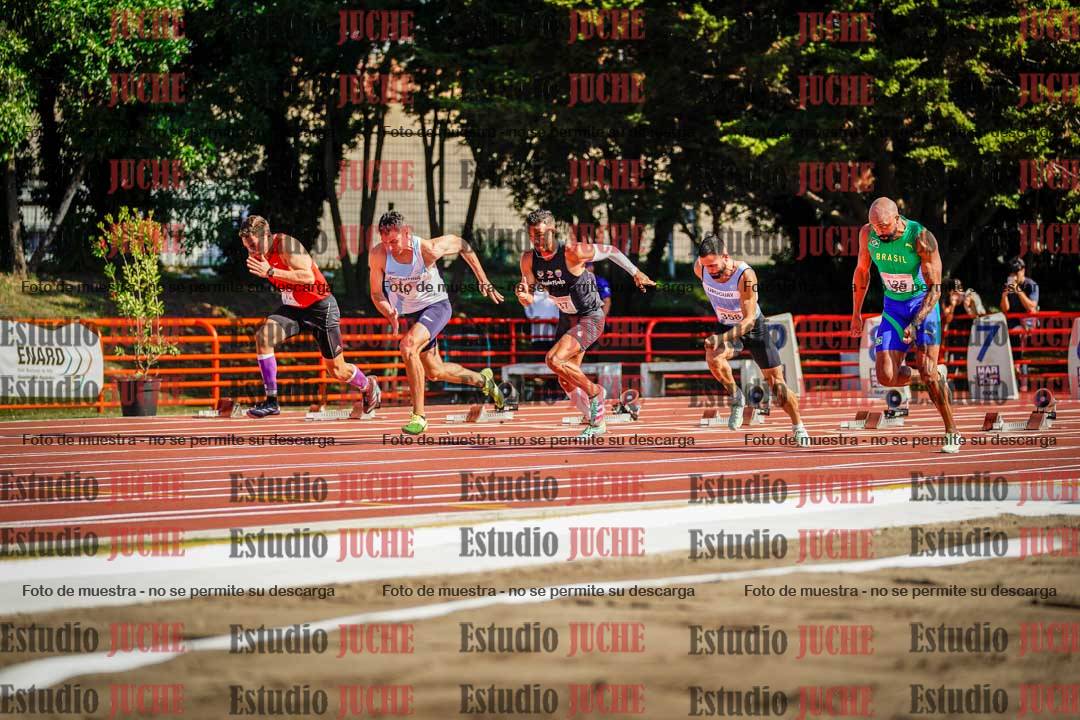 Fotos de los 100 m llanos de varones - deca 1