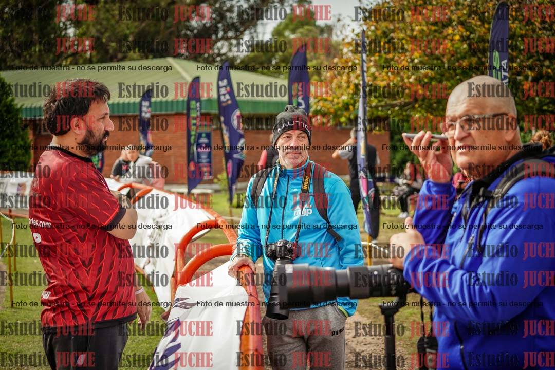 Fotos de algunos extras y podios del día 3