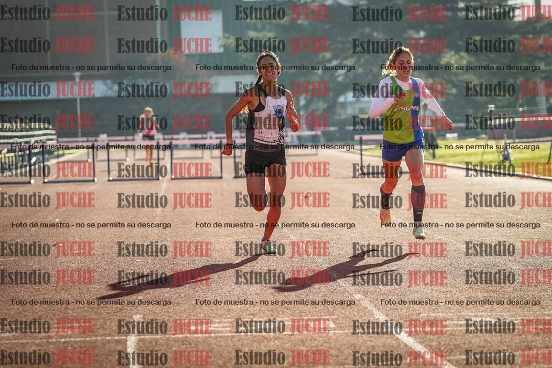 Fotos de los 400 m con vallas de mujeres