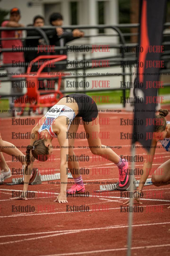 Fotos de los 100 m con vallas de mujeres