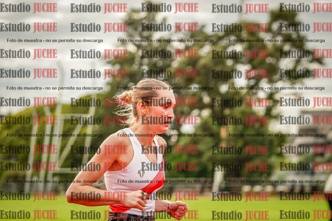 Fotos de los 100 m con vallas de mujeres