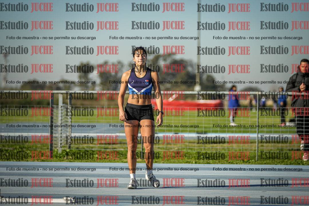 Fotos del salto en alto de mujeres - heptatlón 2
