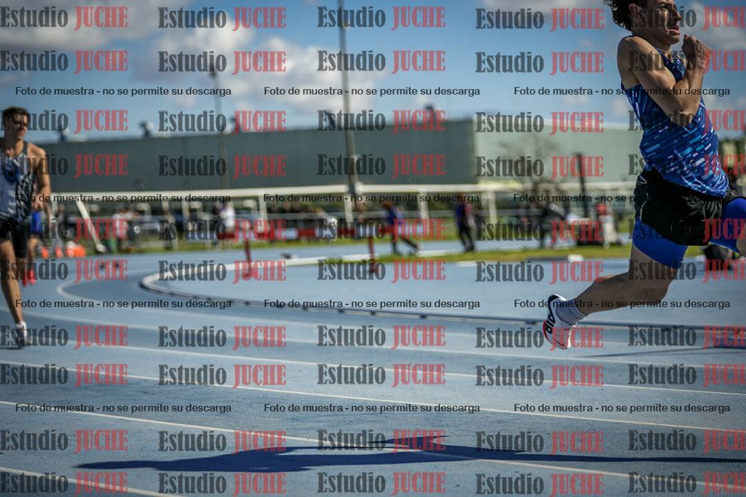 Fotos de los 400 m con vallas de varones