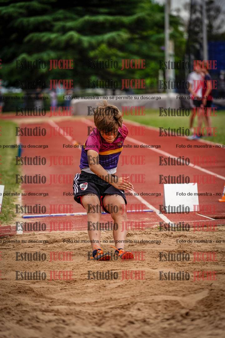 Fotos del salto en largo de varones - U14