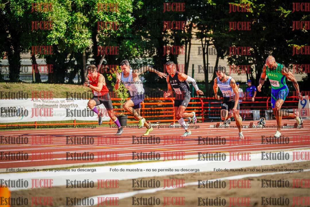 Fotos de los 100 m llanos de varones - deca 1
