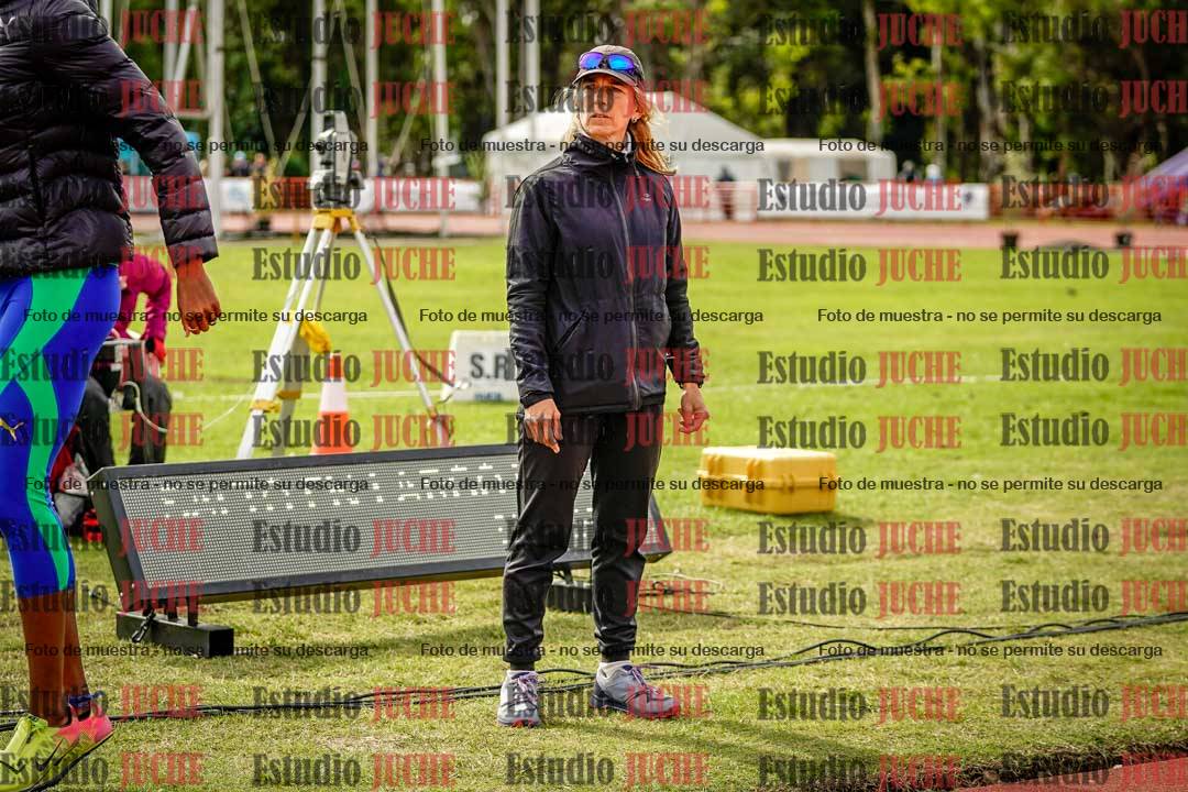 Fotos de algunos extras y podios del día 3
