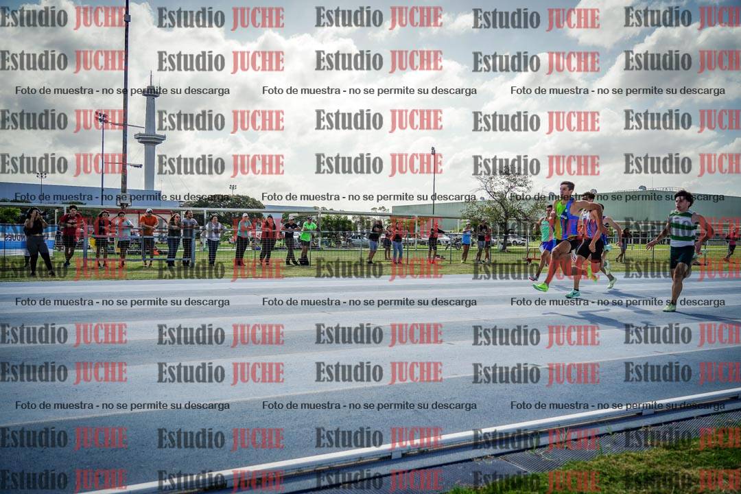 Fotos de los 100 m llanos de varones