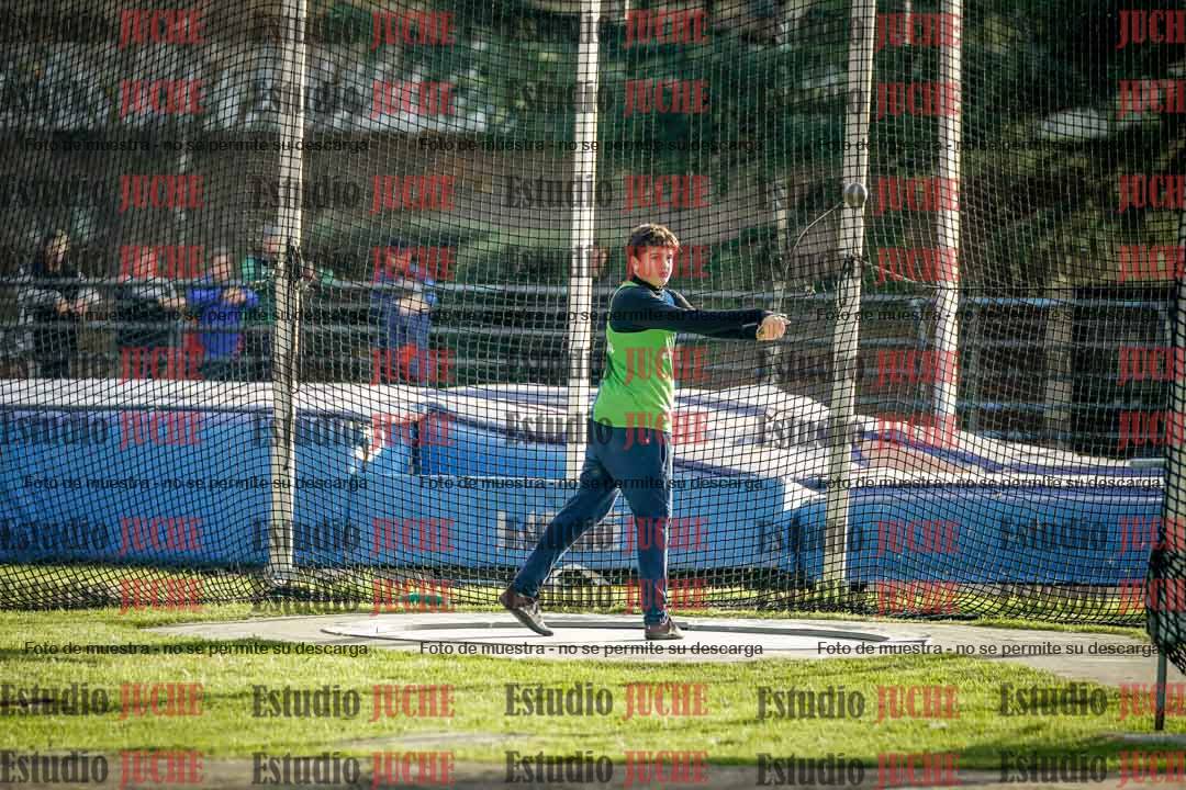Fotos del lanzamiento de martillo de varones