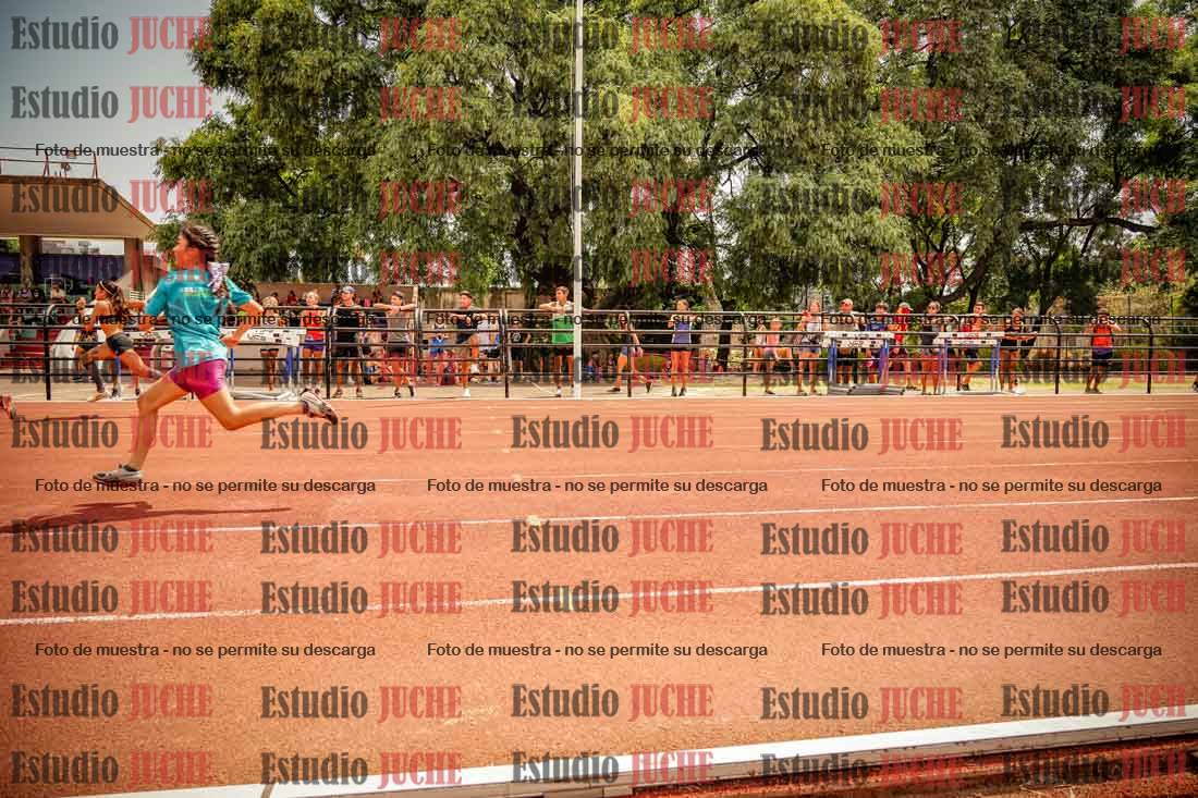 Fotos de los 80 m llanos de mujeres