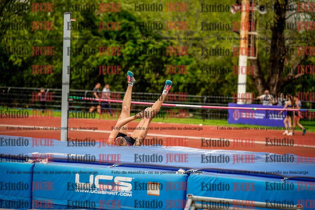 Fotos del salto en alto de mujeres