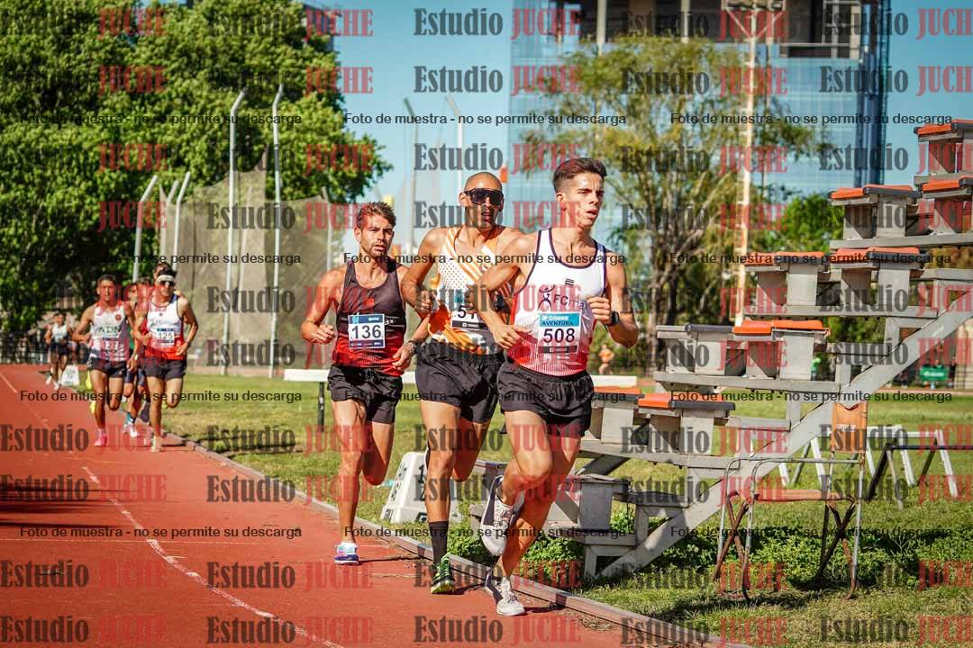 Fotos de los 10.000 m de varones - serie 1