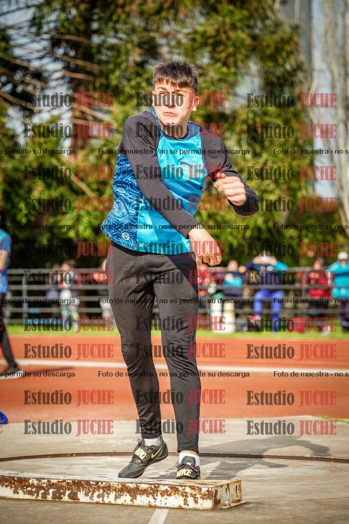 Fotos del lanzamiento de bala de varones