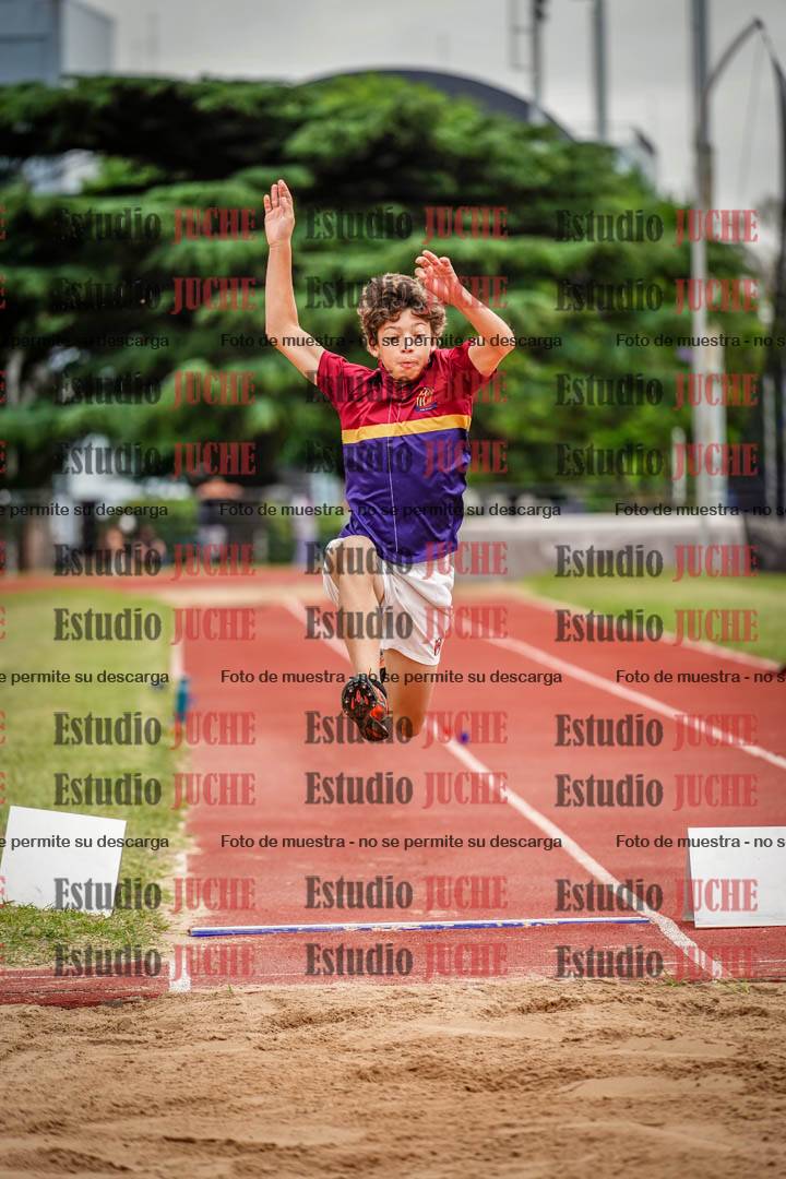 Fotos del salto en largo de varones - U14